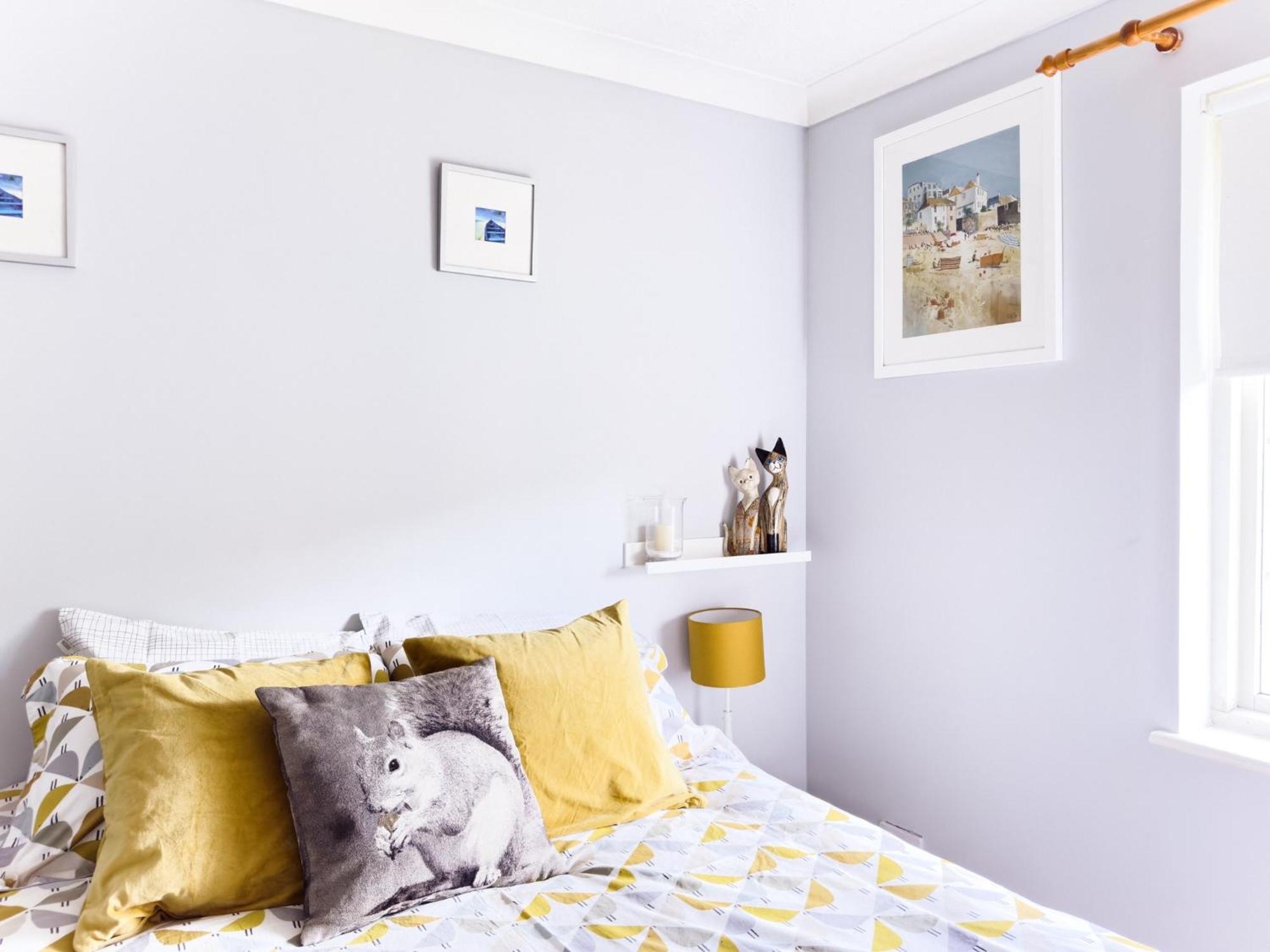 Beautiful Apartment In Guildford With Parking Send Luaran gambar